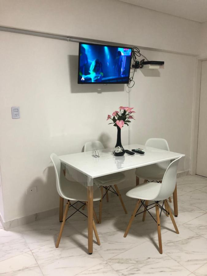 Av Corrientes Obelisco Apartment Buenos Aires Exterior photo